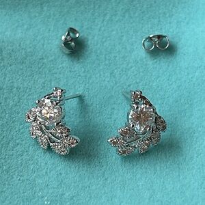 1.0 CT Moissanite Diamond leaf design earrings